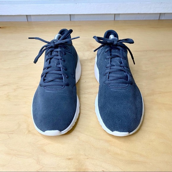 NIKE Suede Low Top LD Runner - Picture 4 of 9